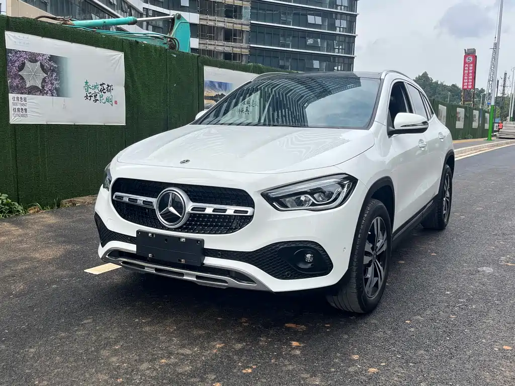 Mercedes-Benz GLA 2021 — фото 1