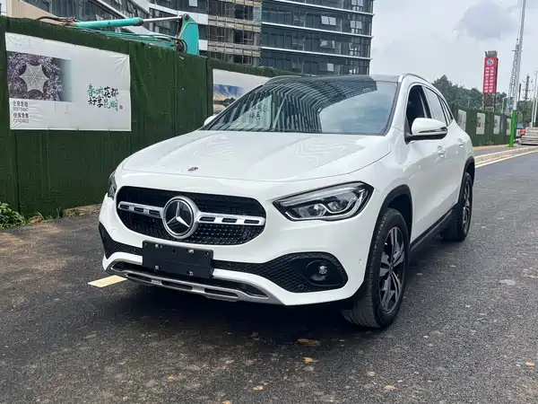 Mercedes-Benz GLA 2021