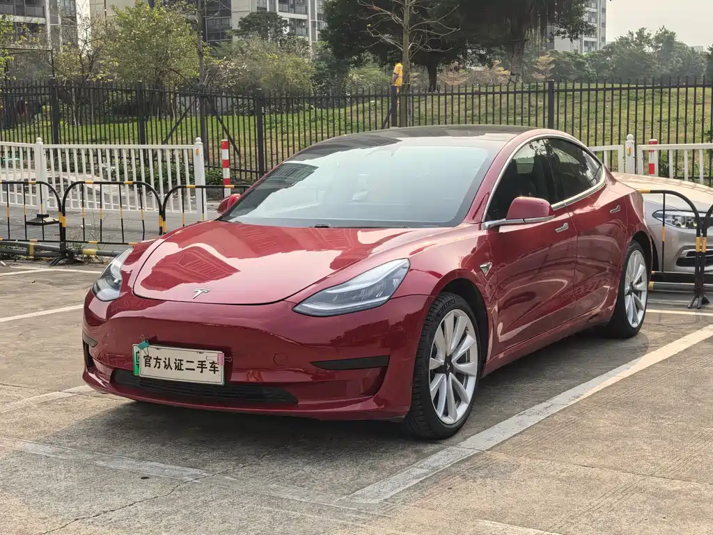 Tesla Model 3 2020 — фото 1