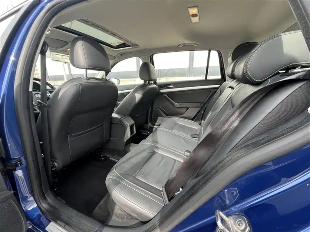Volkswagen Gran Lavida 2017 — фото 12