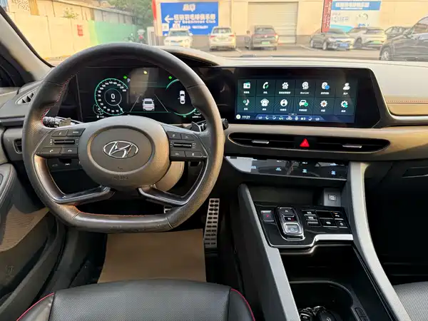 Hyundai Sonata 2021
