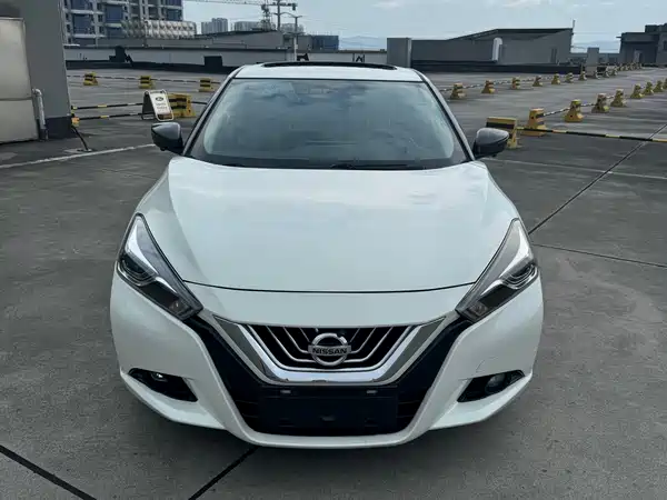 Nissan Bluebird 2016