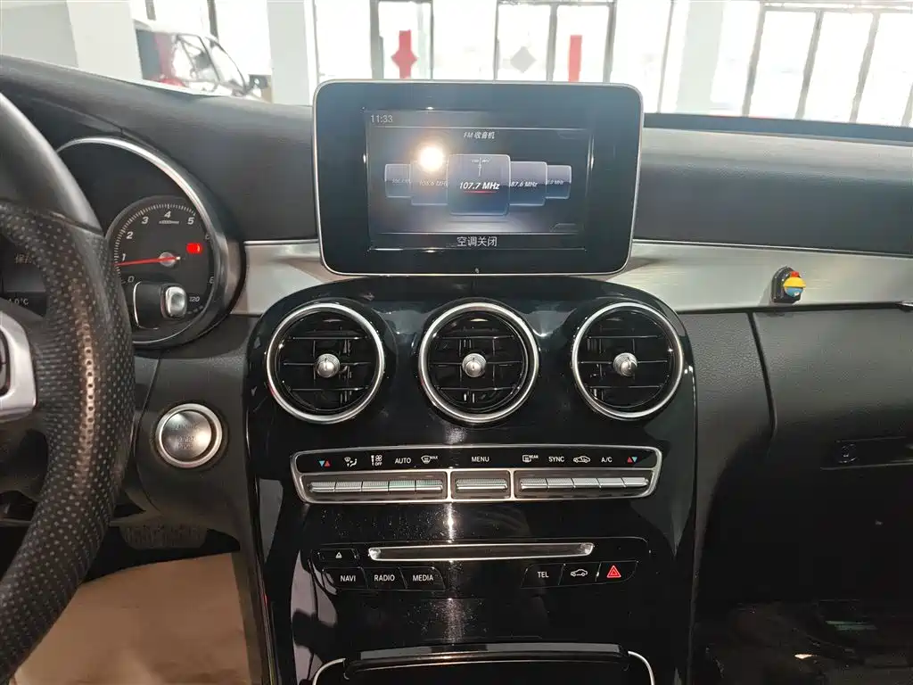 Mercedes-Benz C-Class 2018 — фото 13