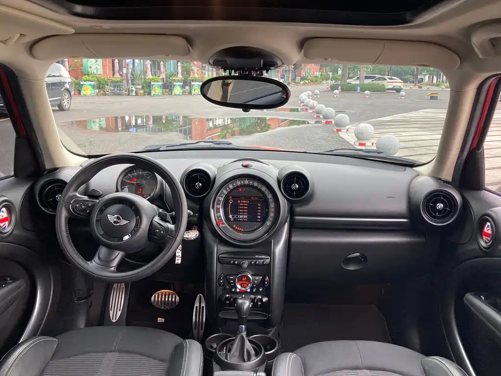 MINI Countryman 2015 — фото 12