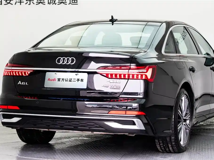 Audi A6L 2025 — фото 20