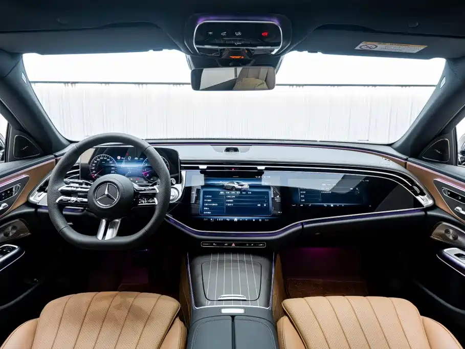Mercedes-Benz E-Class 2026 — фото 15