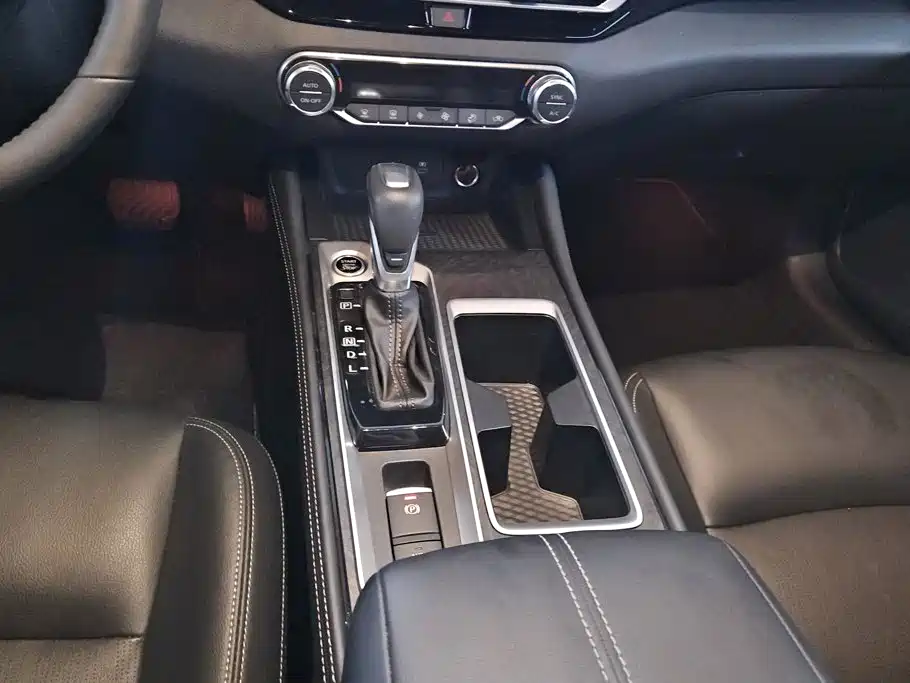 Nissan Teana 2025 — фото 16