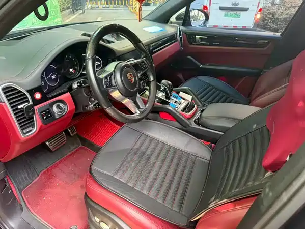 Porsche Cayenne 2019