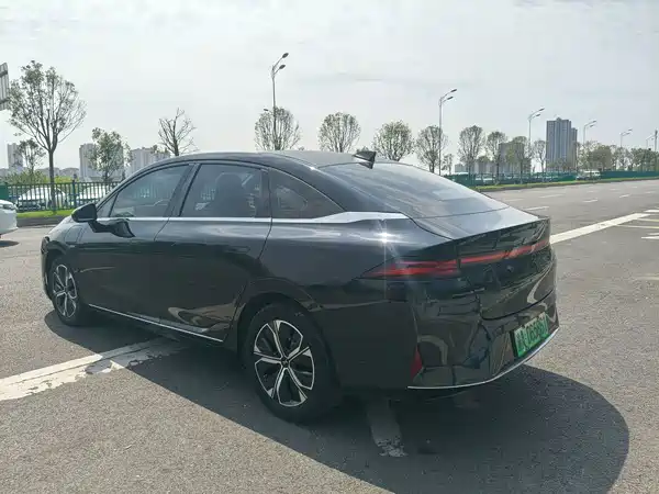 XPeng P5 2022