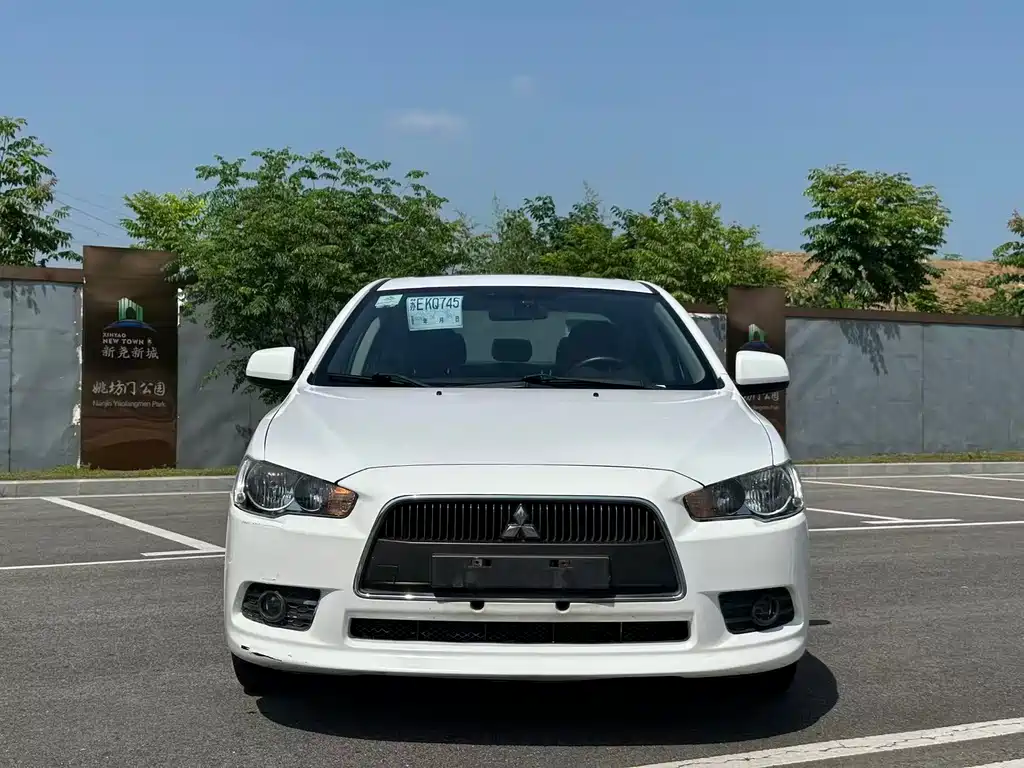 Mitsubishi Lancer EX 2014 — фото 2