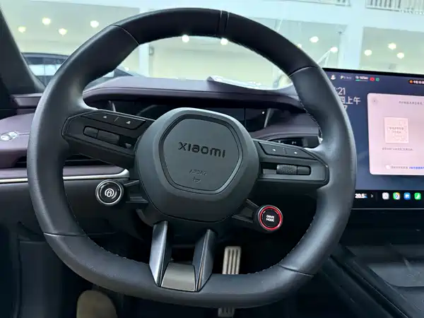 Xiaomi SU7 2024