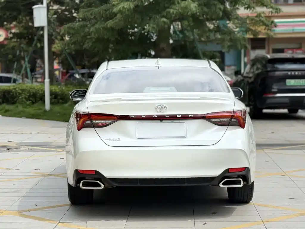 Toyota Avalon 2022 — фото 12
