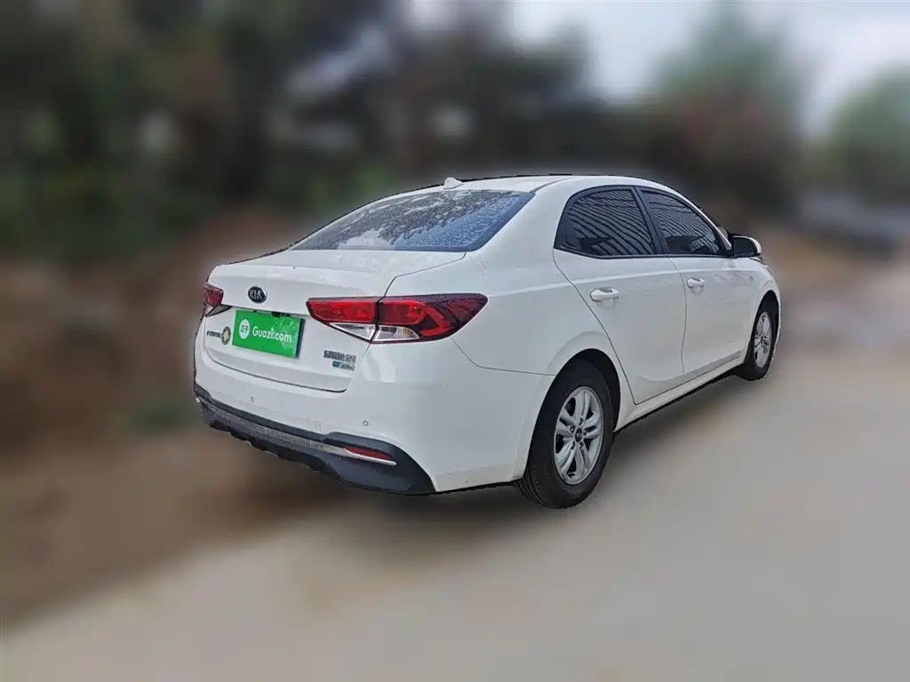 Kia Forte 2021 — фото 25