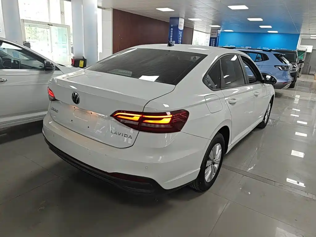 Volkswagen Lavida 2024