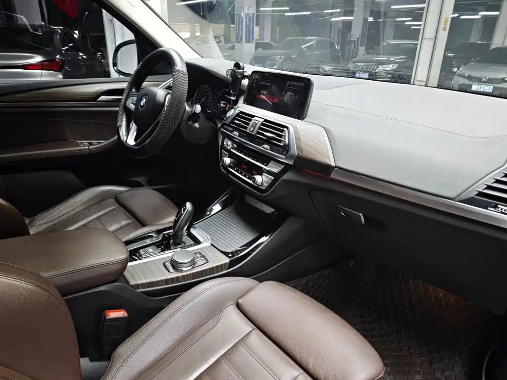 BMW X3 2019 — фото 10