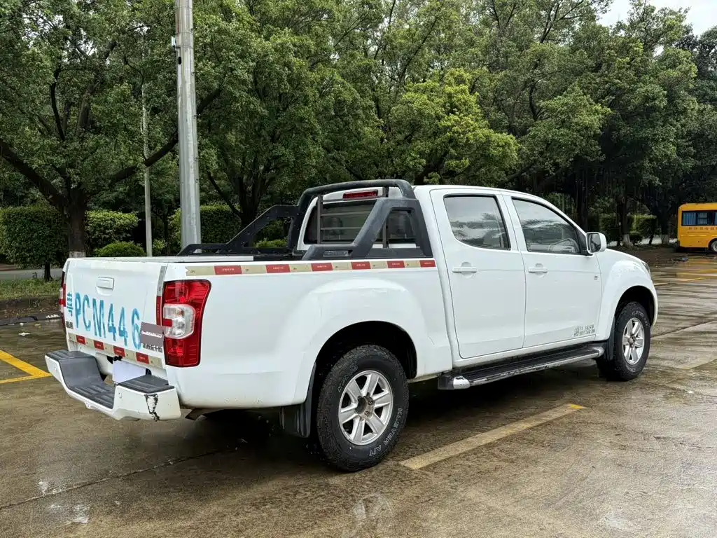Isuzu RE-MAX Ruimai 2016