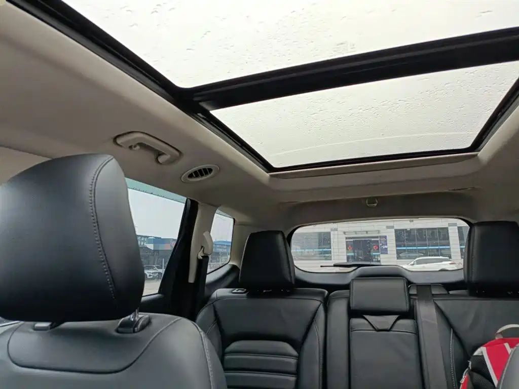 Ford Edge 2020 — фото 14