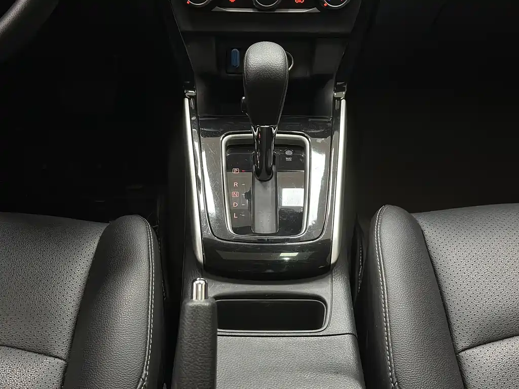 Nissan Sylphy 2022 — фото 11