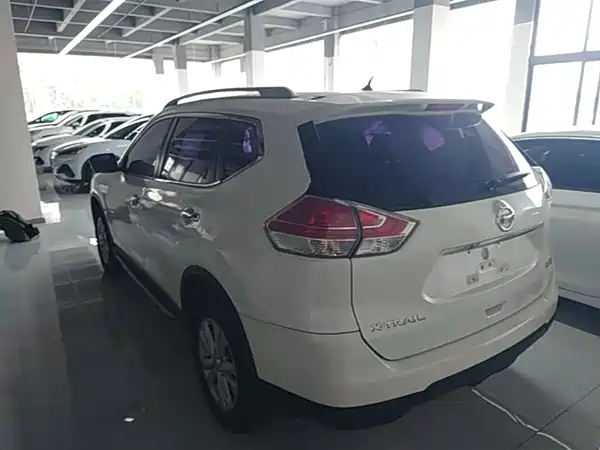 Nissan X-Trail 2014