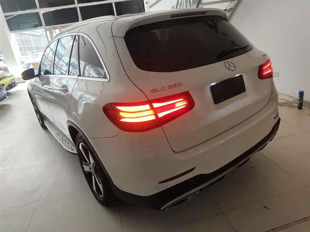 Mercedes-Benz GLC 2018 — фото 5