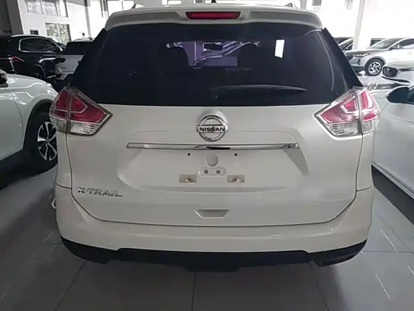 Nissan X-Trail 2014