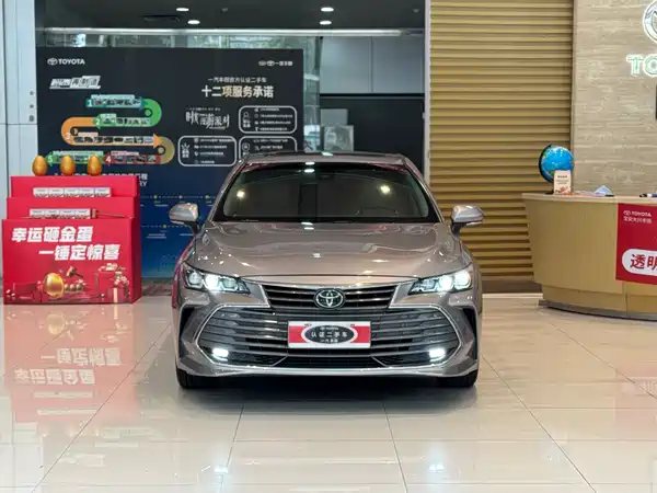 Toyota Avalon 2019