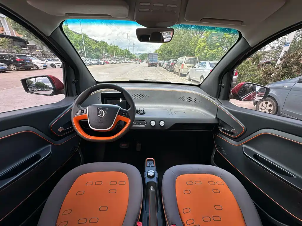 Baojun E100 2019