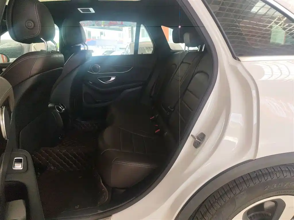 Mercedes-Benz GLC 2019 — фото 13