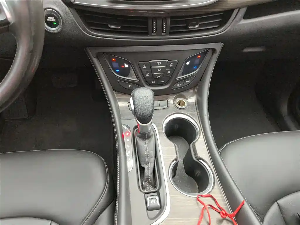 Buick Envision Plus 2018 — фото 10