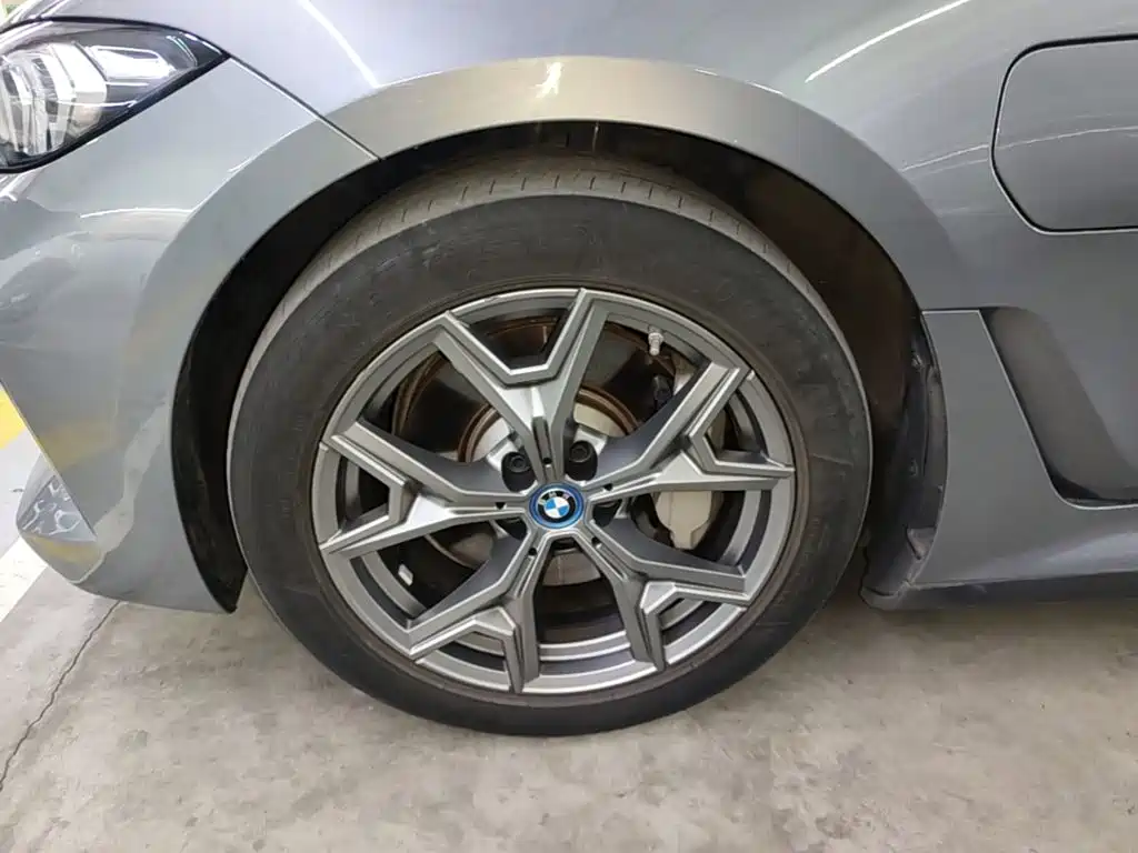 BMW i3 2022 — фото 23