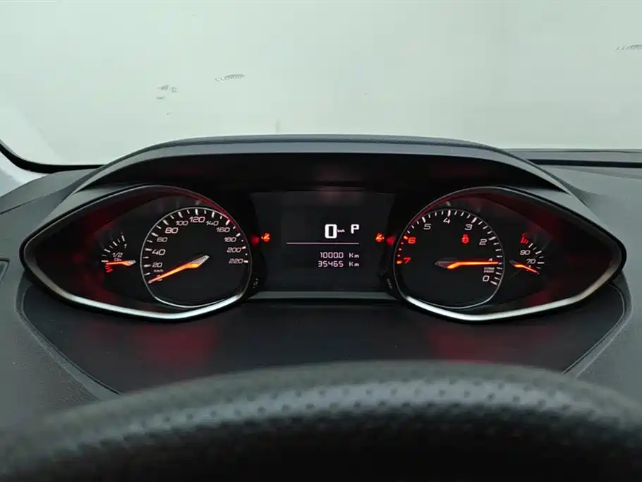 Peugeot 4008 2018 — фото 14