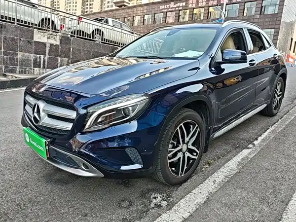 Mercedes-Benz GLA 2016