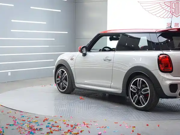 MINI JCW 2021