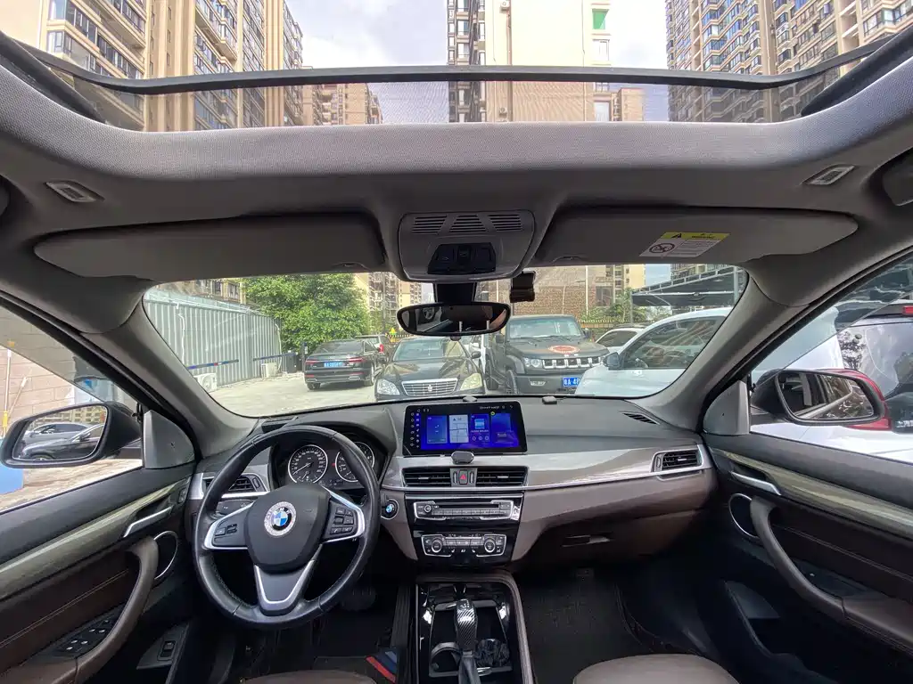 BMW X1 2018 — фото 13