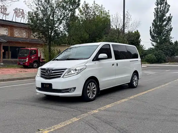 Dongfeng Fengxing CM7 2017
