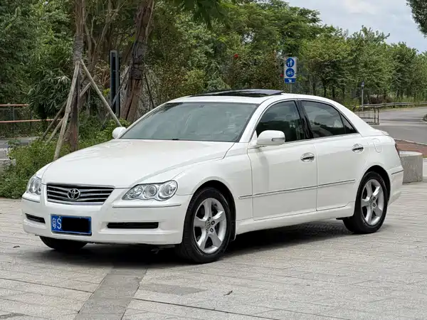 Toyota Reiz 2009