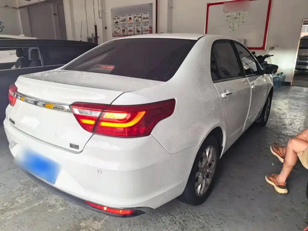 Geely Vision 2018
