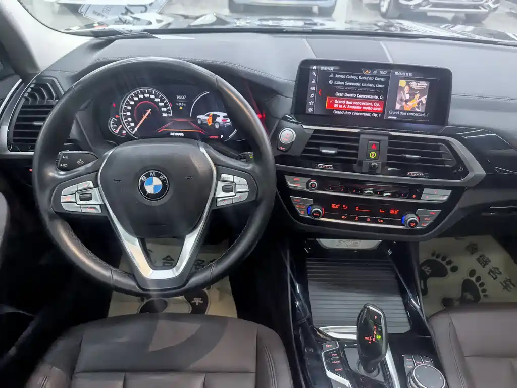 BMW X3 2019 — фото 13