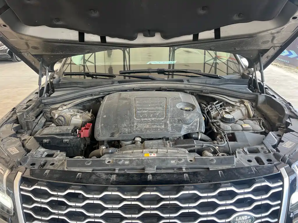 Land Rover Velar 2020 — фото 18