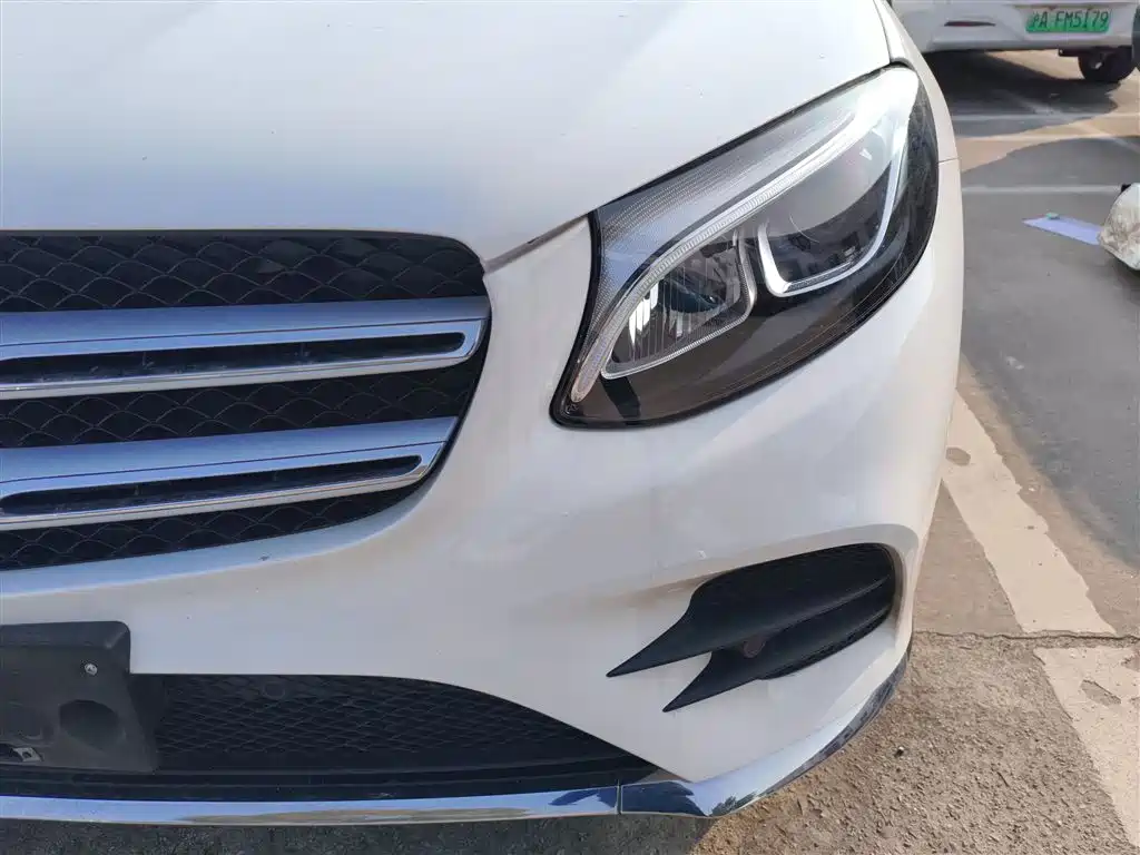 Mercedes-Benz GLC 2017 — фото 17