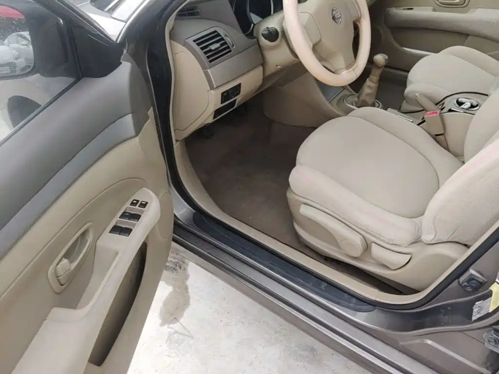 Nissan Sylphy 2014 — фото 16