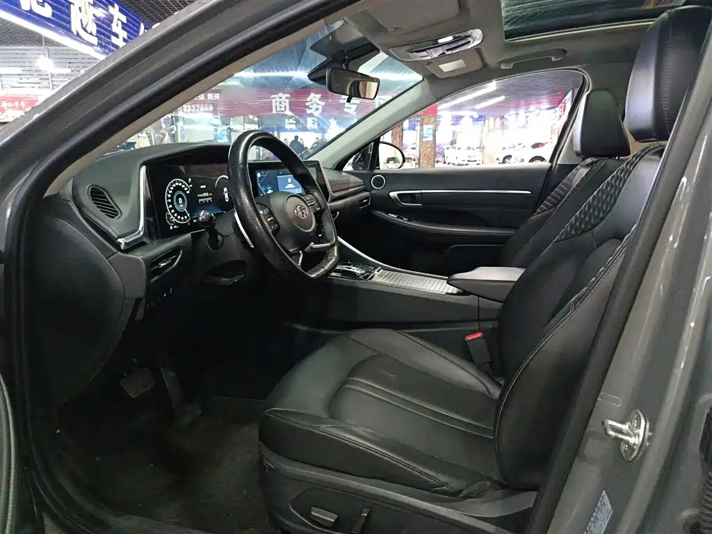 Hyundai Sonata 2020 — фото 11