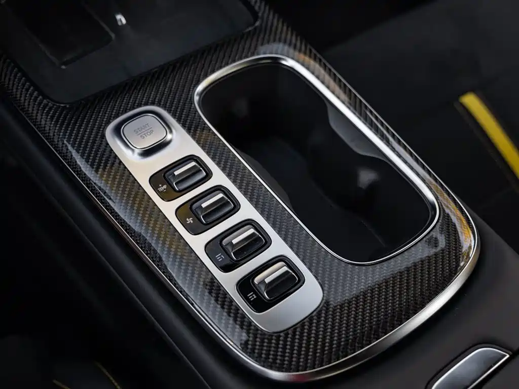 Xiaomi SU7 Ultra 2025 — фото 18