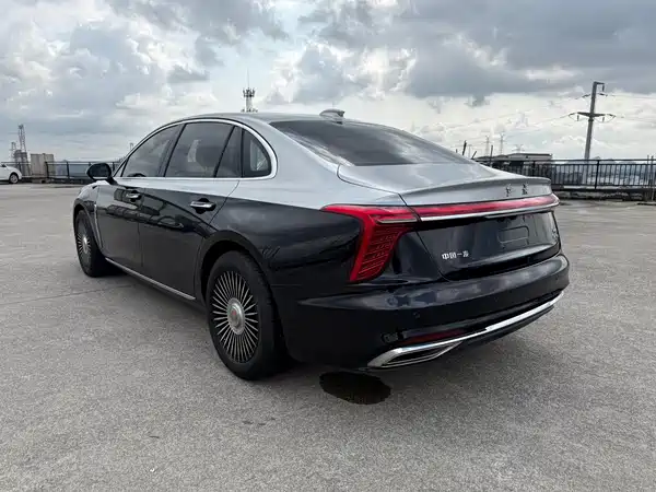 Hongqi H5 2023