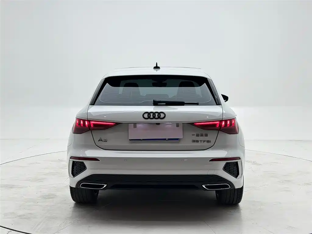 Audi A3 2022 — фото 5