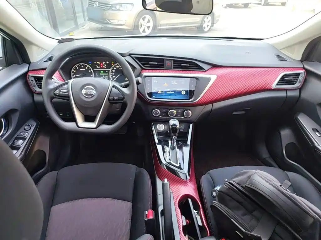 Nissan Bluebird 2019 — фото 10