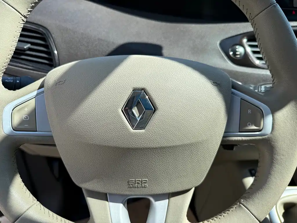 Renault Landscape Classic 2012 — фото 19