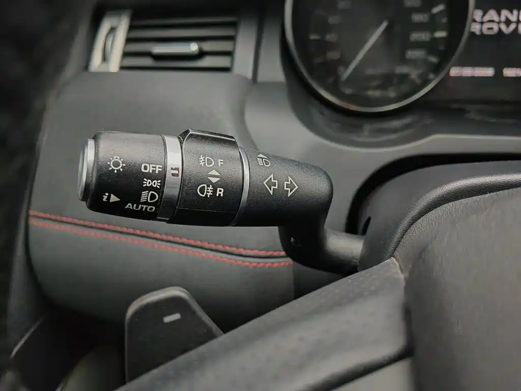 Land Rover Evoque 2014 — фото 21
