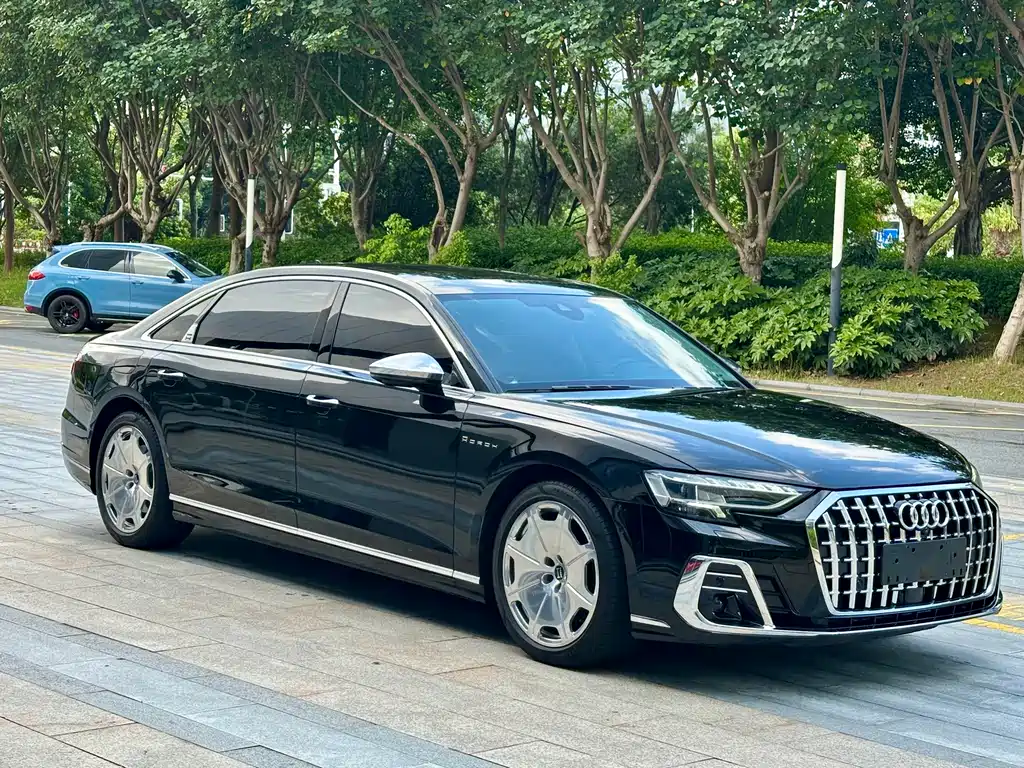 Audi A8 2024