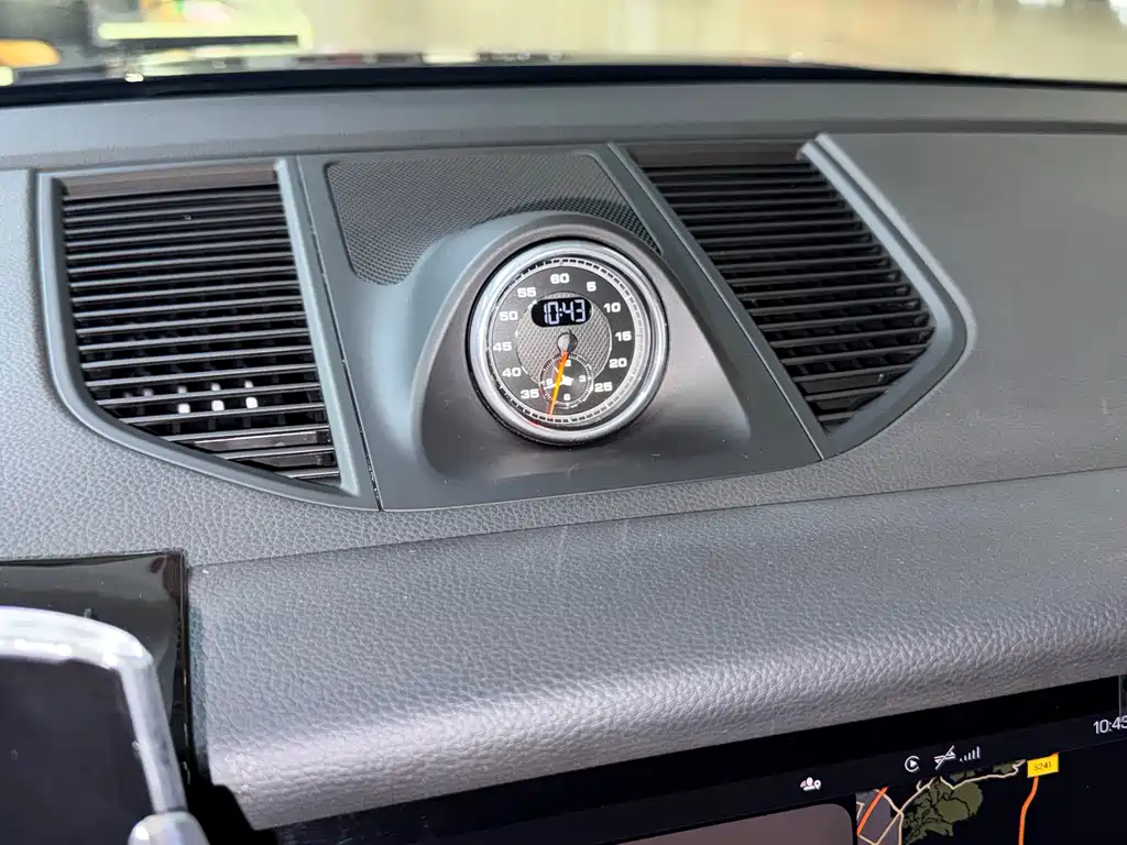 Porsche Macan 2021 — фото 46